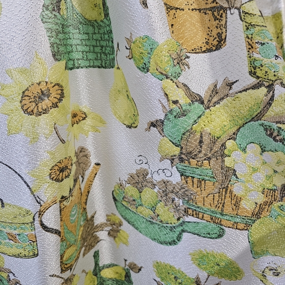 Pair of Mid Century Bright Cheery Fruit/Floral Pinch Pleat Fiberglass Curtains! - Picture 14 of 16